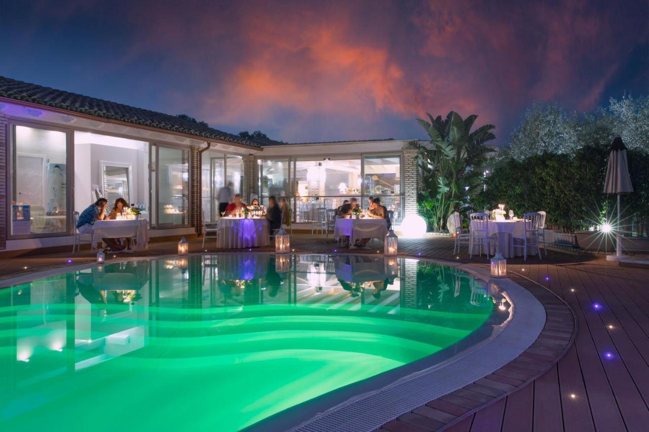 Eliantos Boutique Hotel & Spa Santa Margherita di Pula Exteriör bild