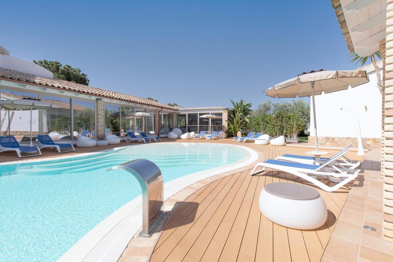 Eliantos Boutique Hotel & Spa Santa Margherita di Pula Exteriör bild
