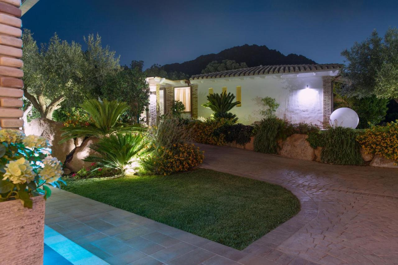 Eliantos Boutique Hotel & Spa Santa Margherita di Pula Exteriör bild